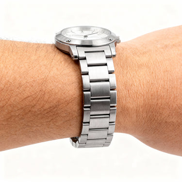 Curved Stainless Steel Watchband with Butterfly Buckle